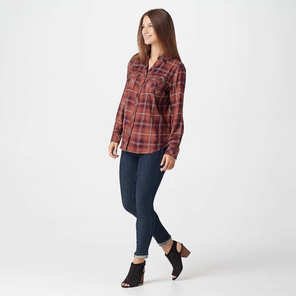 G.I.L.I. Yarn Dyed Woven Shirt with Grommet Detail